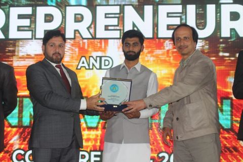 EIC 25 award ceremony